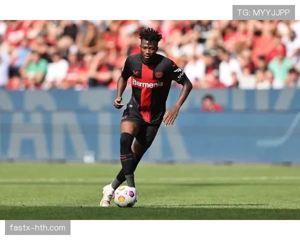 塔普索巴稳定发挥助力球队稳居联赛，赛季表现引发广泛关注