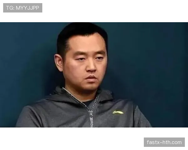 孔令辉家里那个桌子比我家客厅还大，真的想知道他平时咋划分空间的？